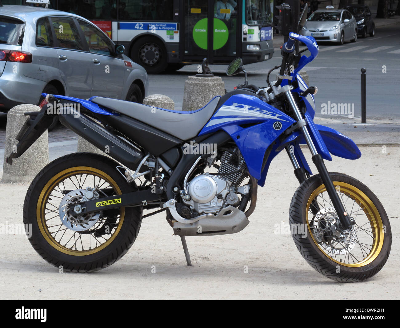 Yamaha XTR,125cc motorcycle made in Japon Stock Photo - Alamy