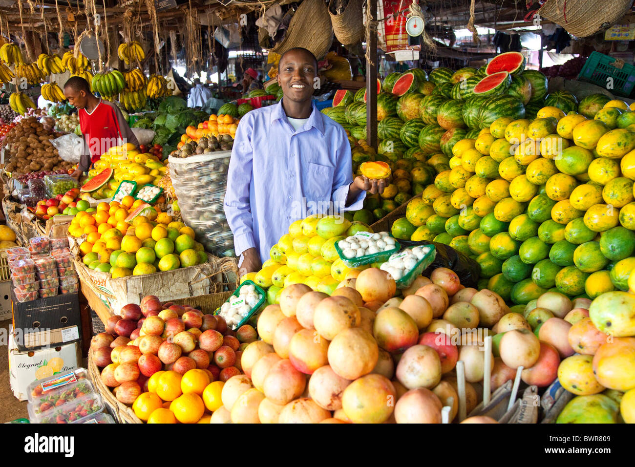 New Ngara City Park Hawkers Market, Nairobi, Kenya Stock Photo Alamy