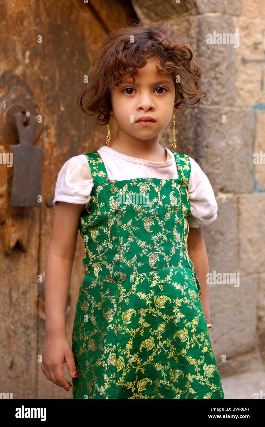 Yemen Sana'a San'a Sanaa Girl portrait child children North Yemen Arabian Peninsula Middle East Eastern Or Stock Photo