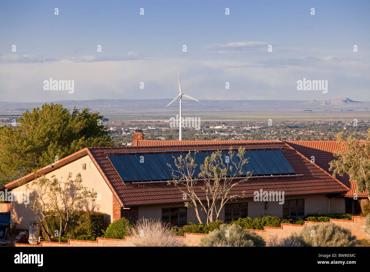 Solar panel house hires stock photography and images Alamy