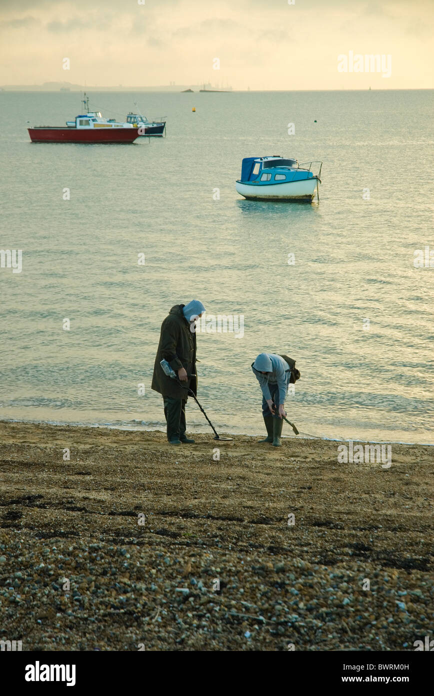 Metal detecting. detectorists Stock Photo Alamy