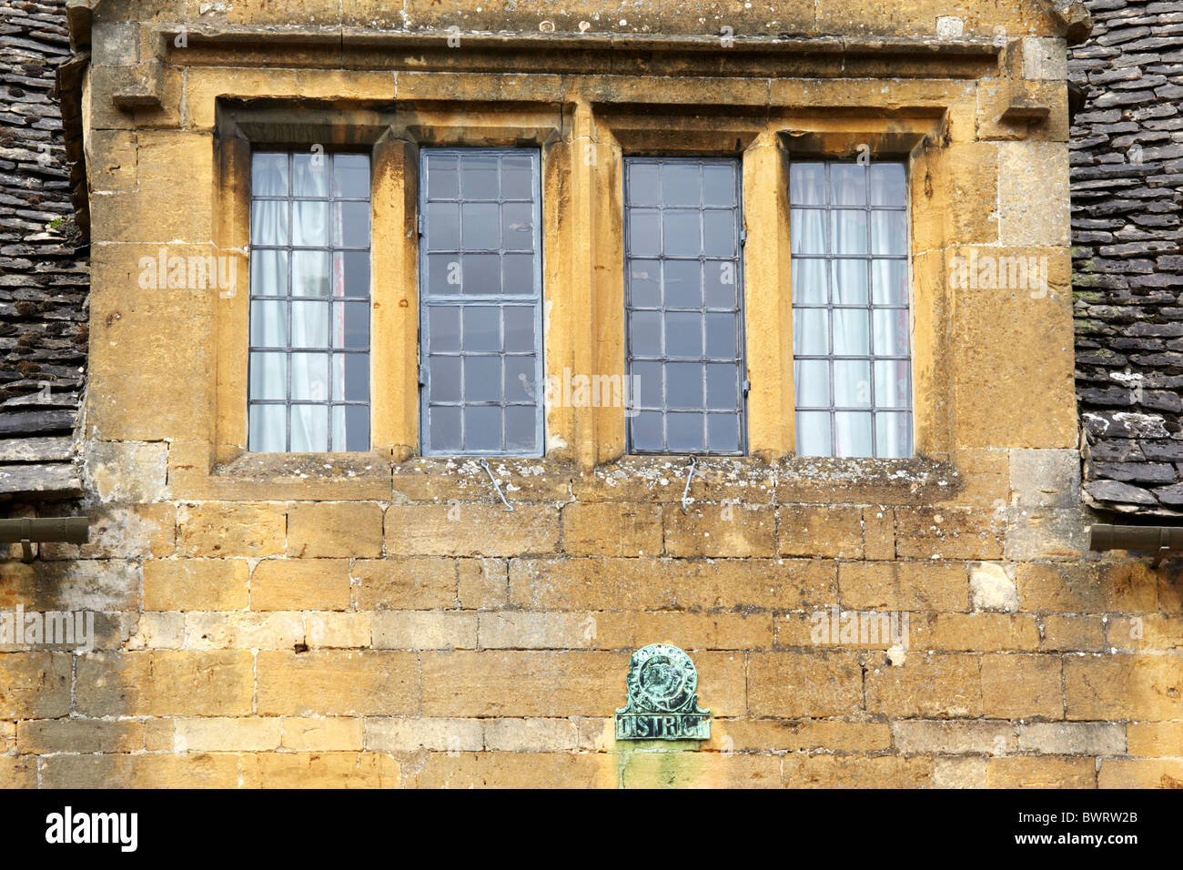 Casement window hires stock photography and images Alamy