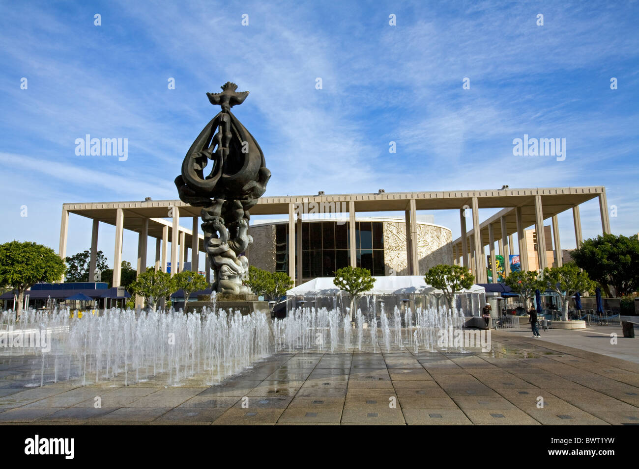 'Peace on Earth' by Jacques Lipchitz with Mark Taper Forum in background, Los Angeles Music Center Stock Photo