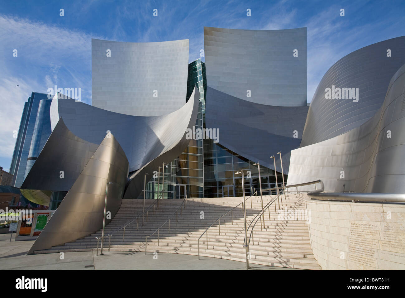 Walt Disney Concert Hall by Frank Gehry, Los Angeles Music Center, Grand Avenue, Downtown Los Angeles, California, USA Stock Photo