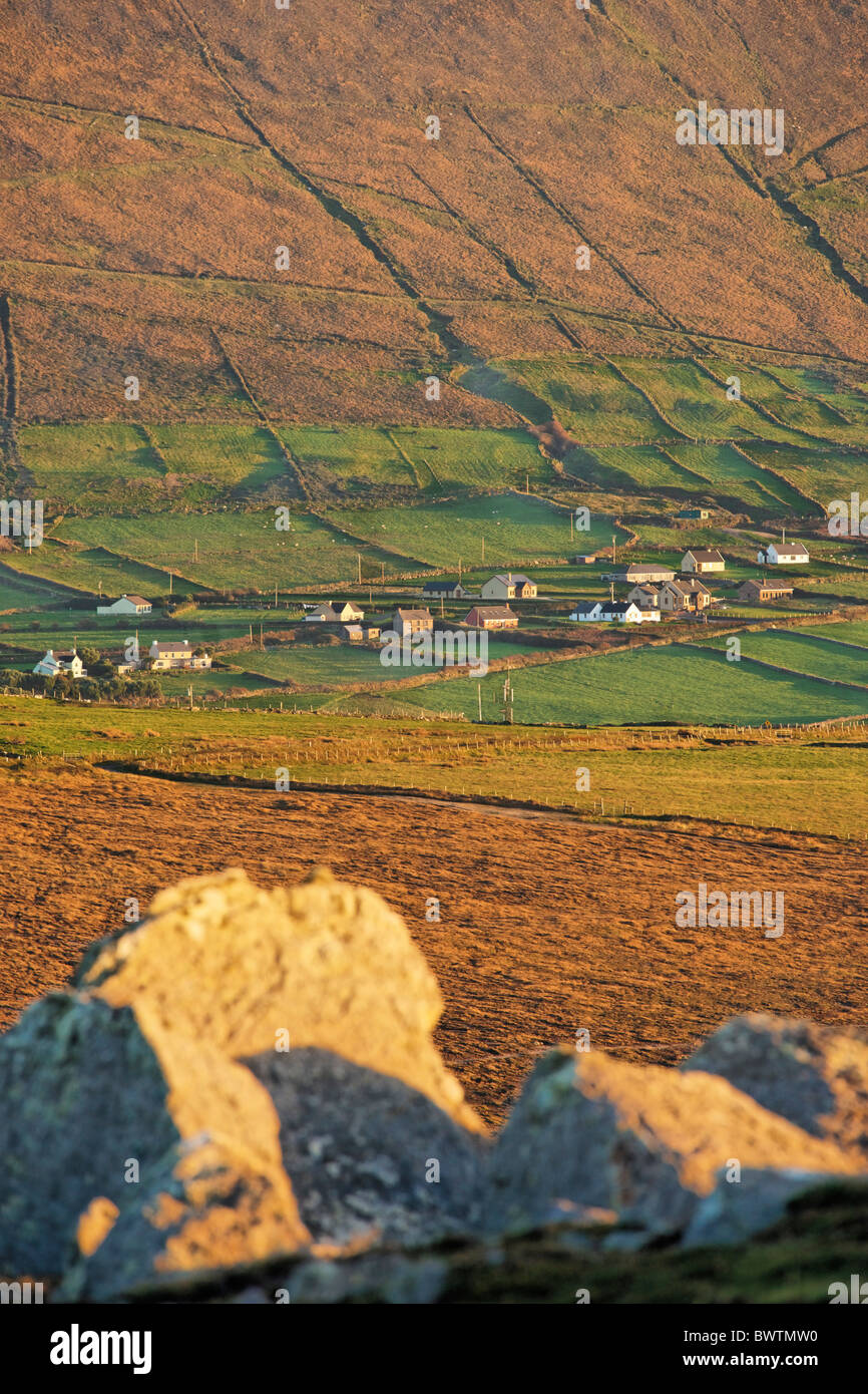 The settlement of Ceathru an Fheirtearaigh, Dingle Peninsula, County Kerry, Munster, Ireland. Viewed from Clogher Head. Stock Photo