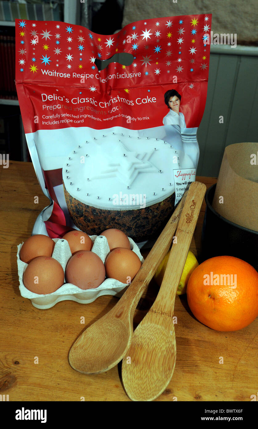 Delia's Classic Christmas Cake ingredient making kit Stock Photo
