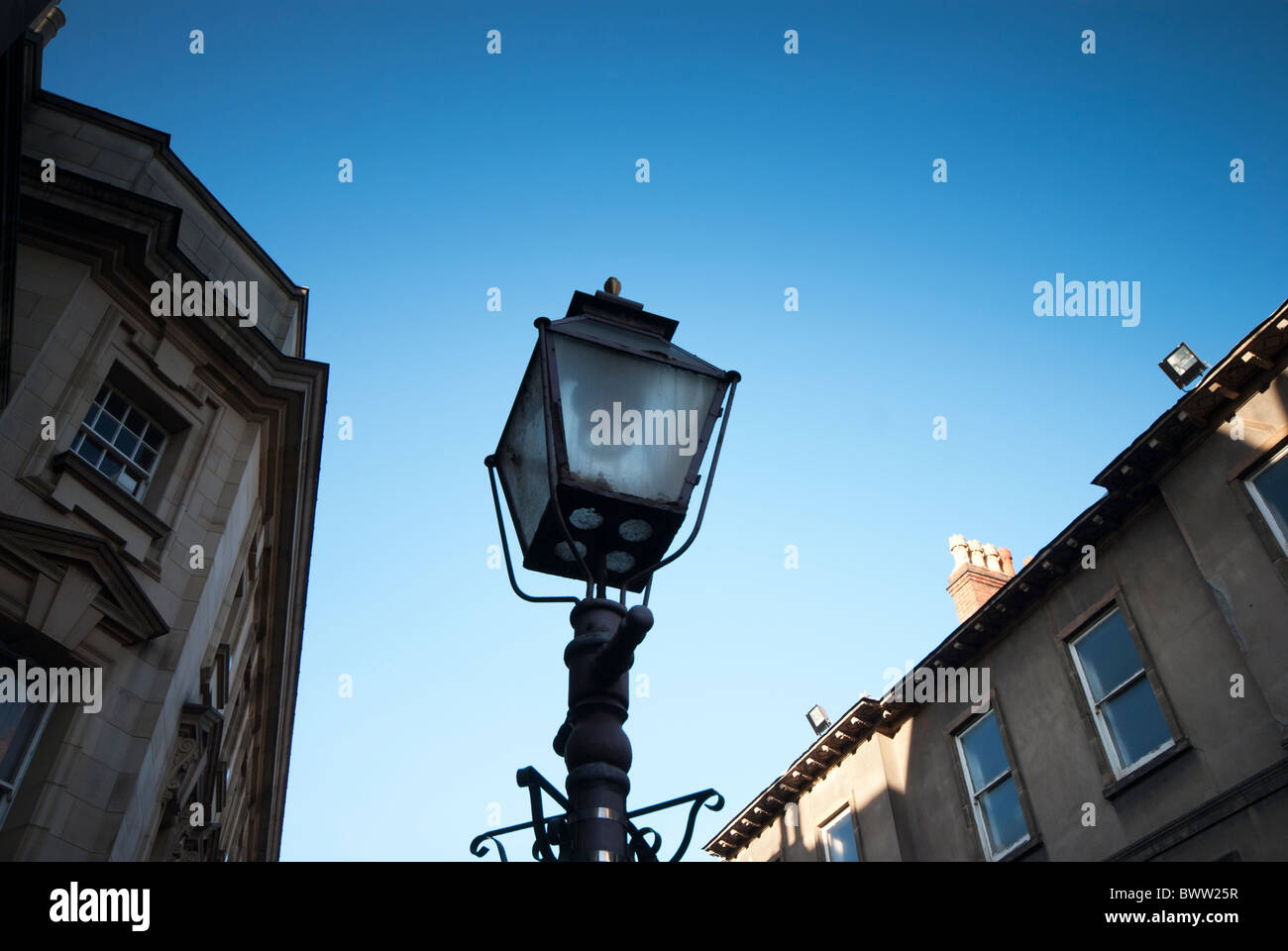 Antique street lamp hi-res stock photography and images - Alamy