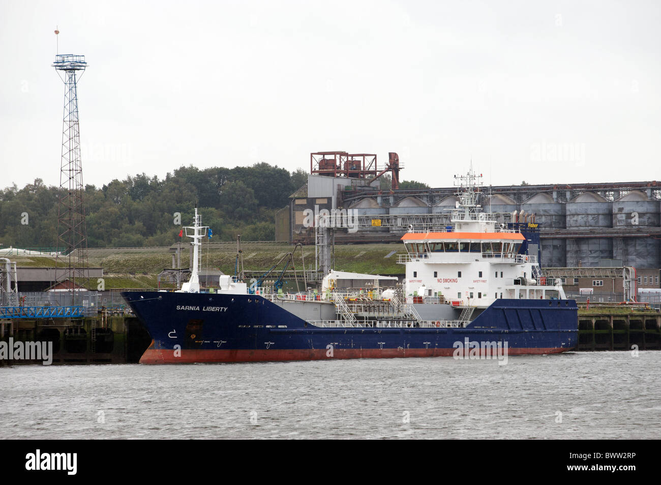 Oil tanker 'Sarnia Liberty' Cliff Quay terminal, Ipswich, Suffolk, UK. Stock Photo
