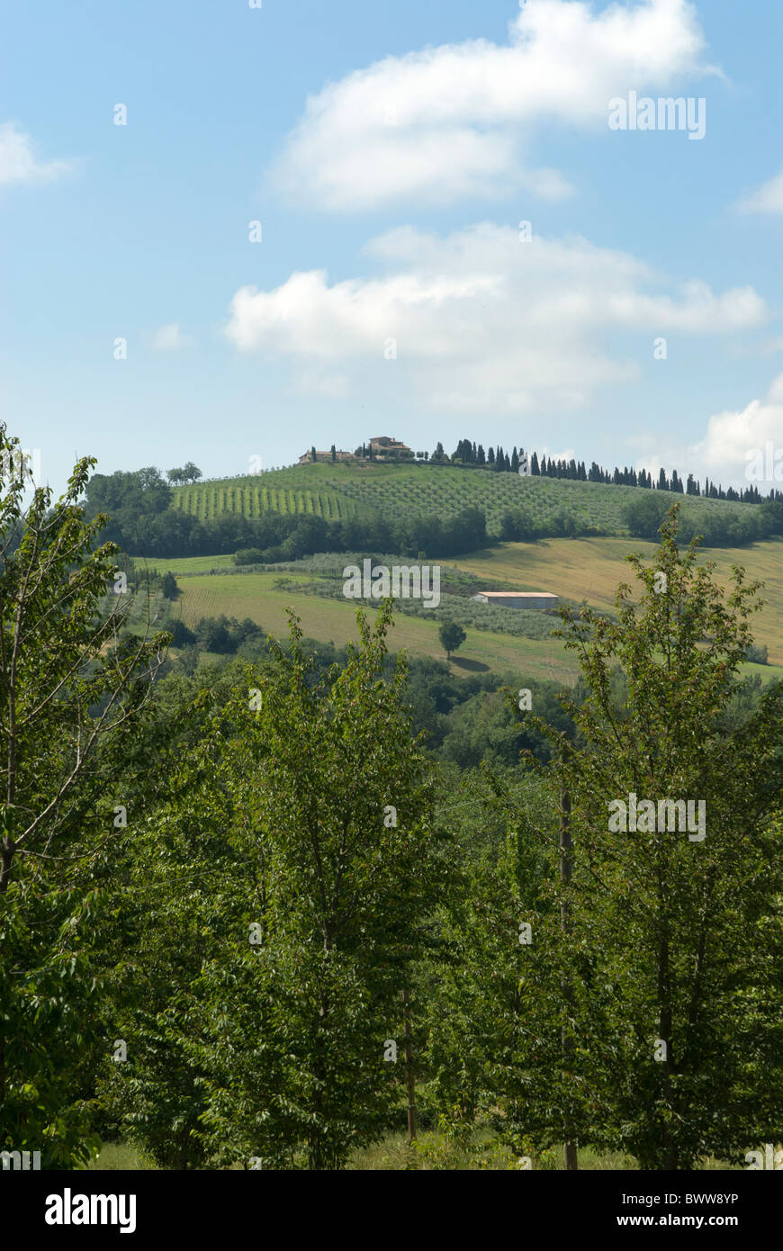 Umbrian hill farm Stock Photo