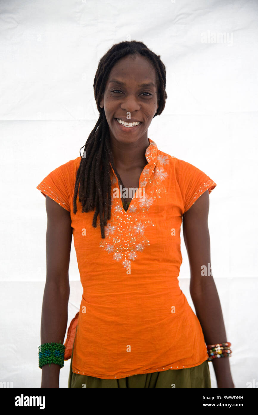 Portrait of girl smiling Stock Photo - Alamy