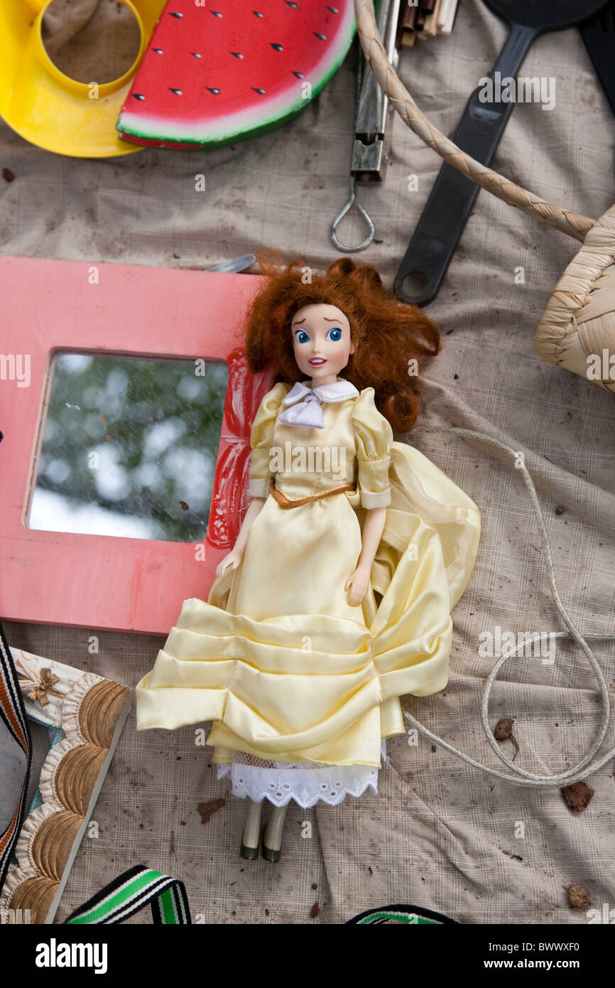 A selection of second hand and vintage goods for sale at Rozelle Market