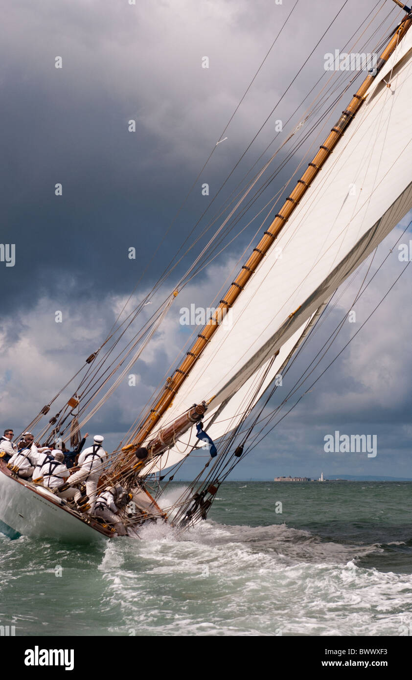 Sailing In The Solent High Resolution Stock Photography and Images Alamy