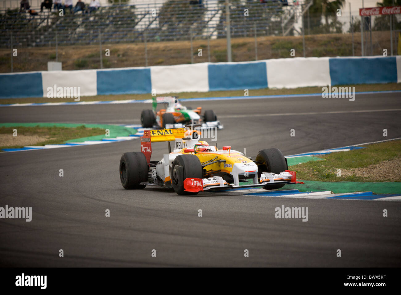 Jerez Formula 1 racing circuit motorsport lifetimes RENAULT F1 Test auto automobile blur blurred car championship chassis Stock Photo