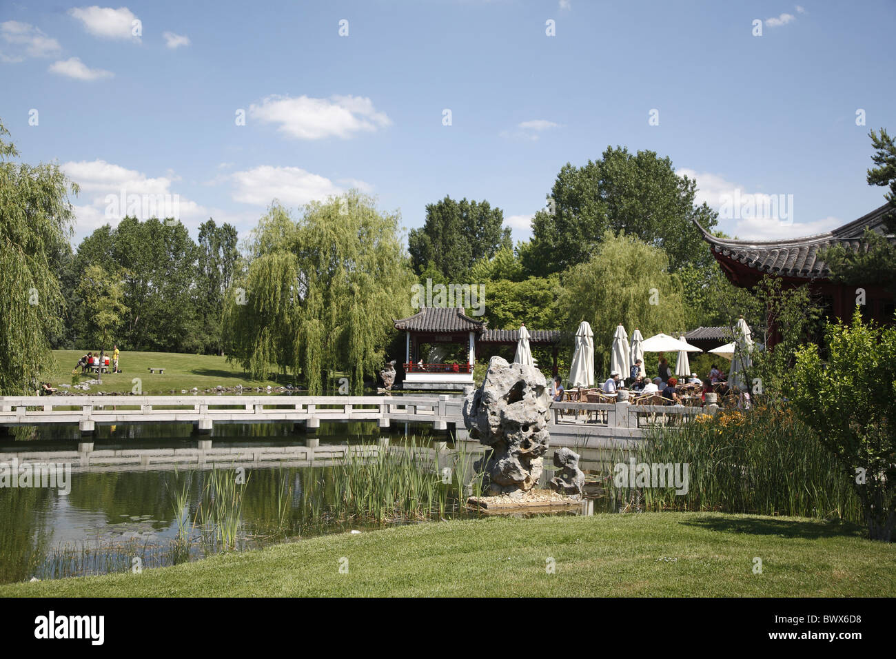 Berlin Marzahn Chinesischer Garten Chinese Garden Stock Photo Alamy
