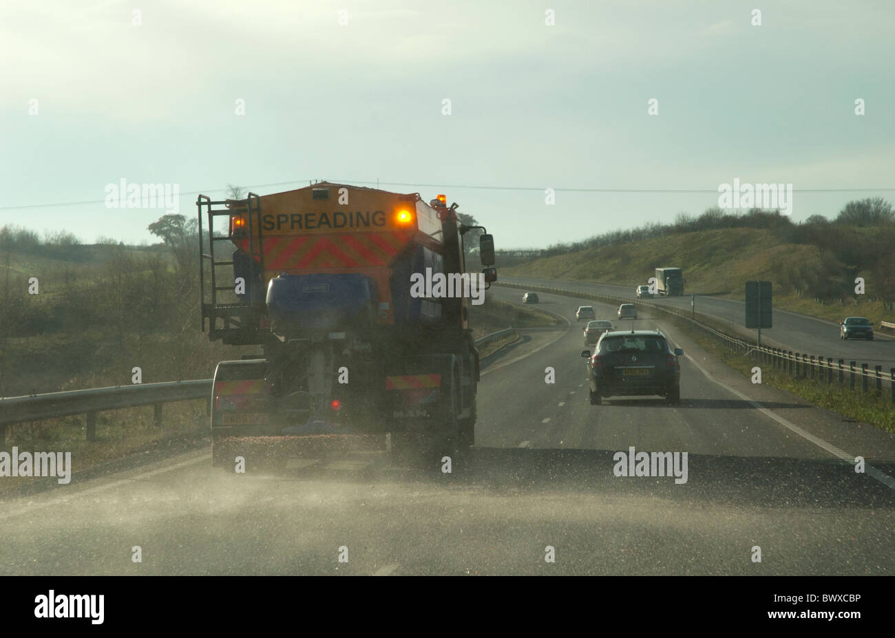Gritting the roads hires stock photography and images Alamy