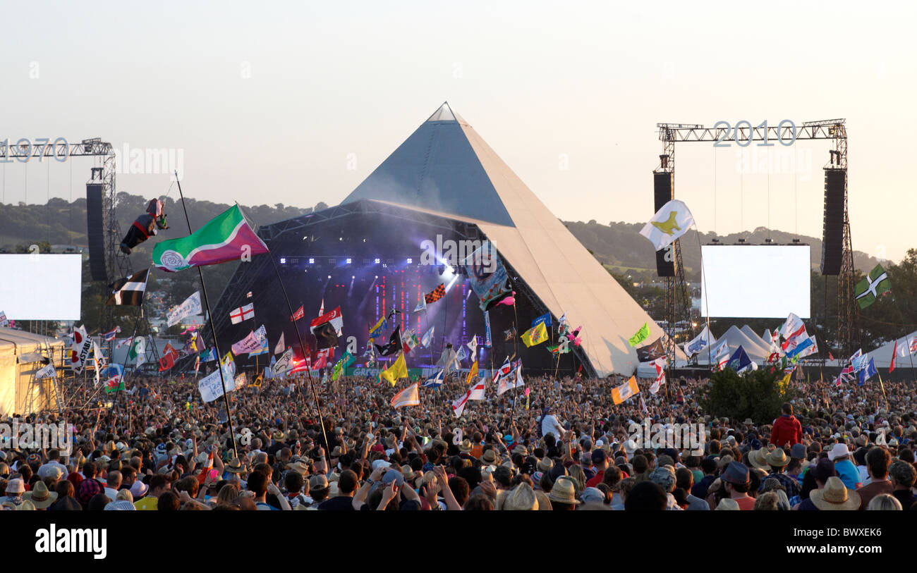 The Pyramid Stage  At The Glastonbury Festival   Somerset UK Europe Stock Photo