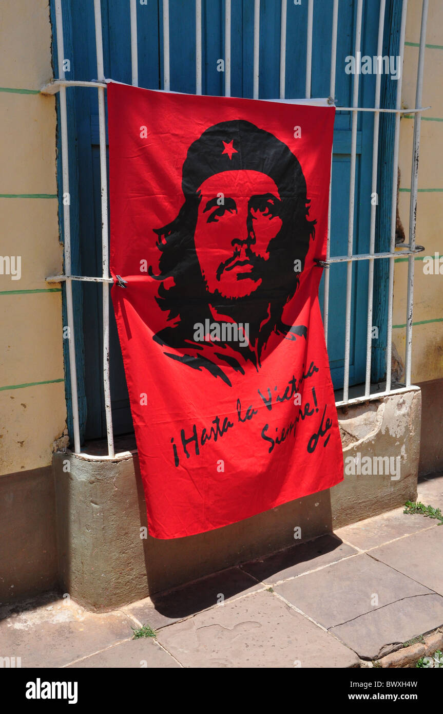 Che Guevara on a red hanging flag in Cuba Stock Photo