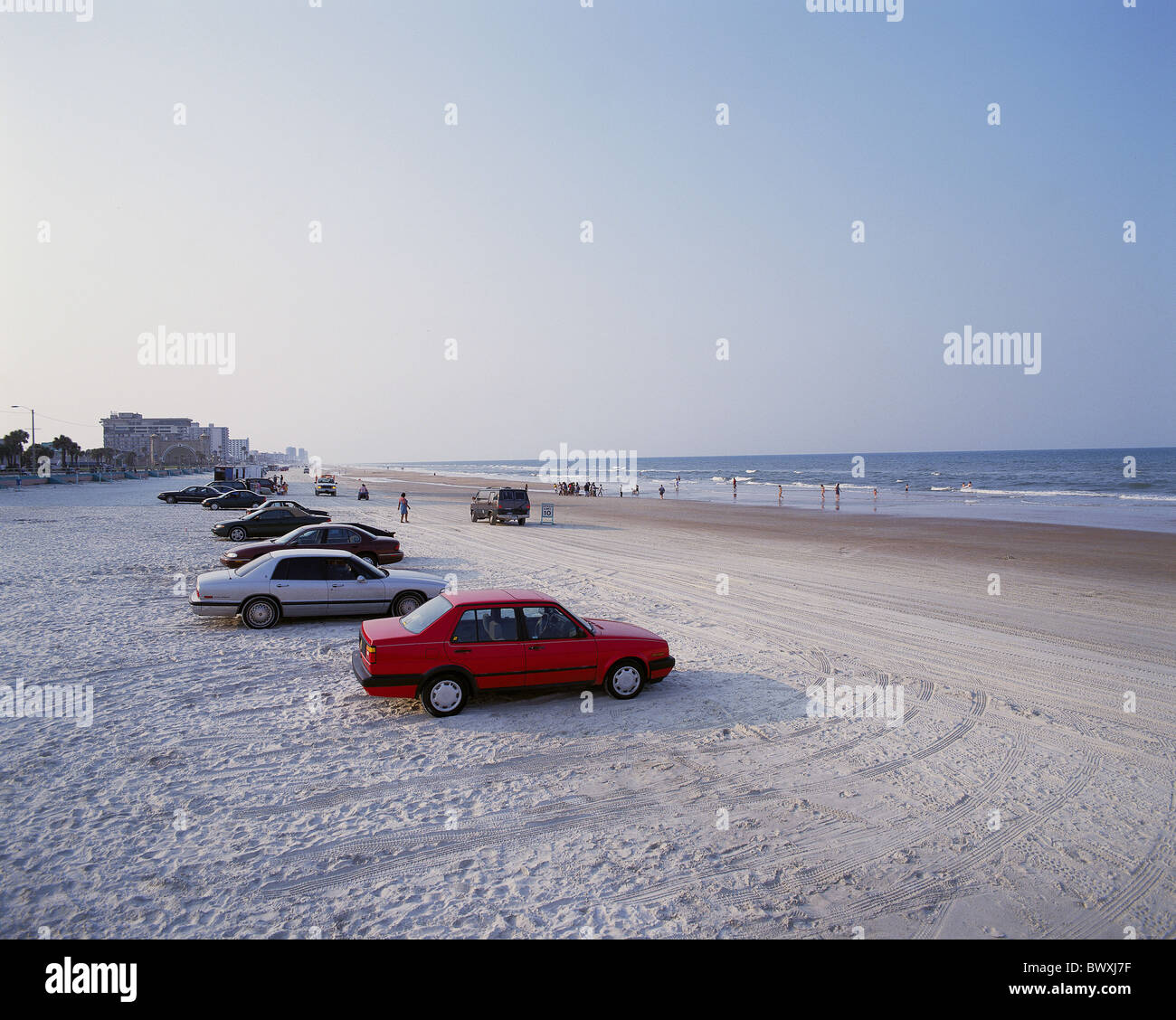 USA America North America Florida coast Daytona Beach car automobile parkieren park beach seashore Stock Photo
