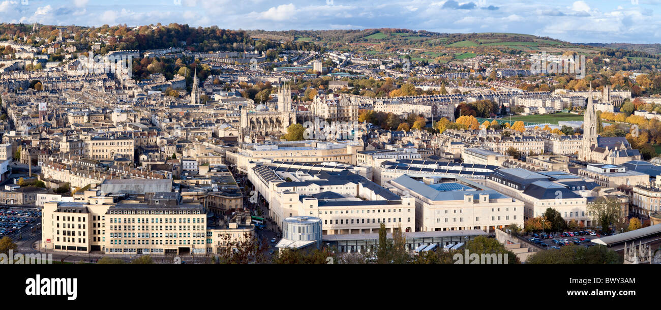Autumn view over the historic city of Bath, Somerset, England showing ...