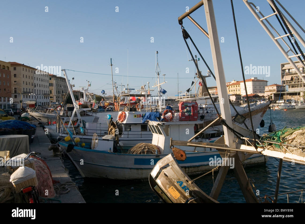 small fishing boats boat fishing trawler trawlers fishingboat