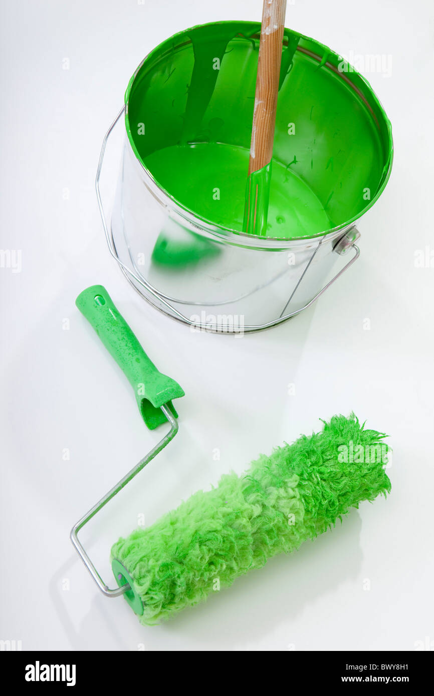Paint Bucket and Roller With Green Paint Stock Photo Alamy