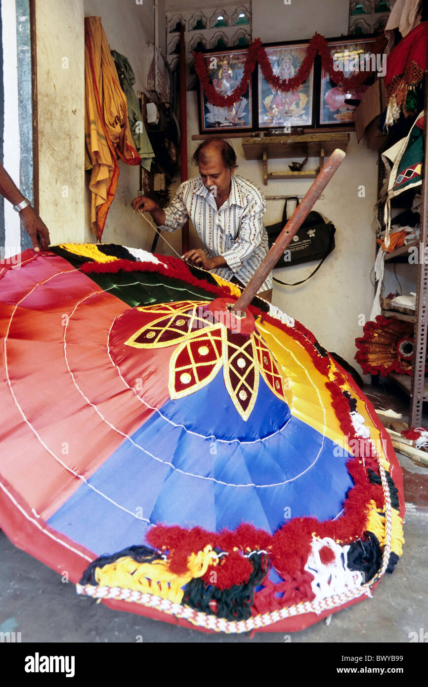 Making temple umbrella in Chindadripet, Chennai; Madras, Tamil Nadu