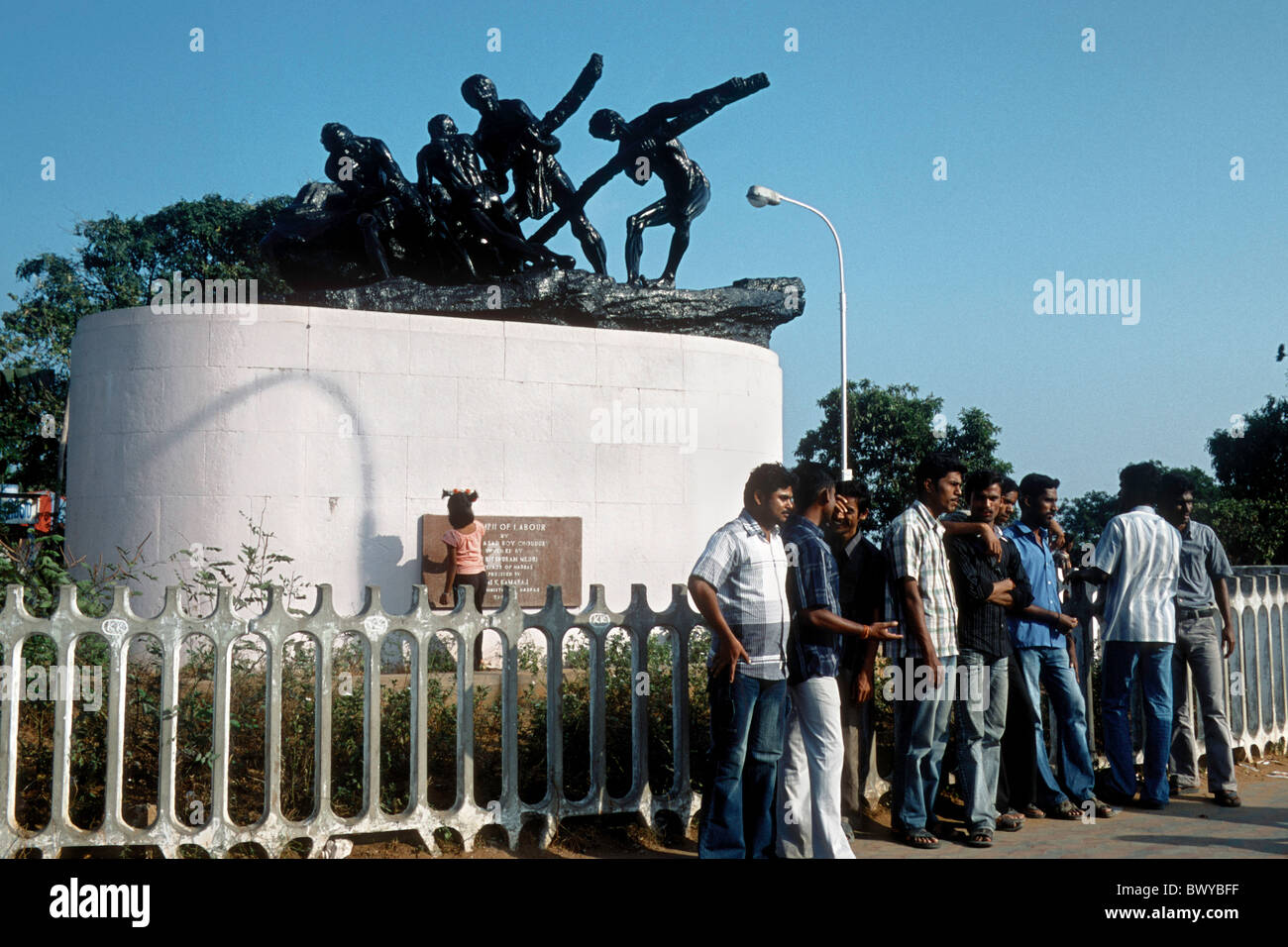 Triumph labour statue in beach road hires stock photography and images