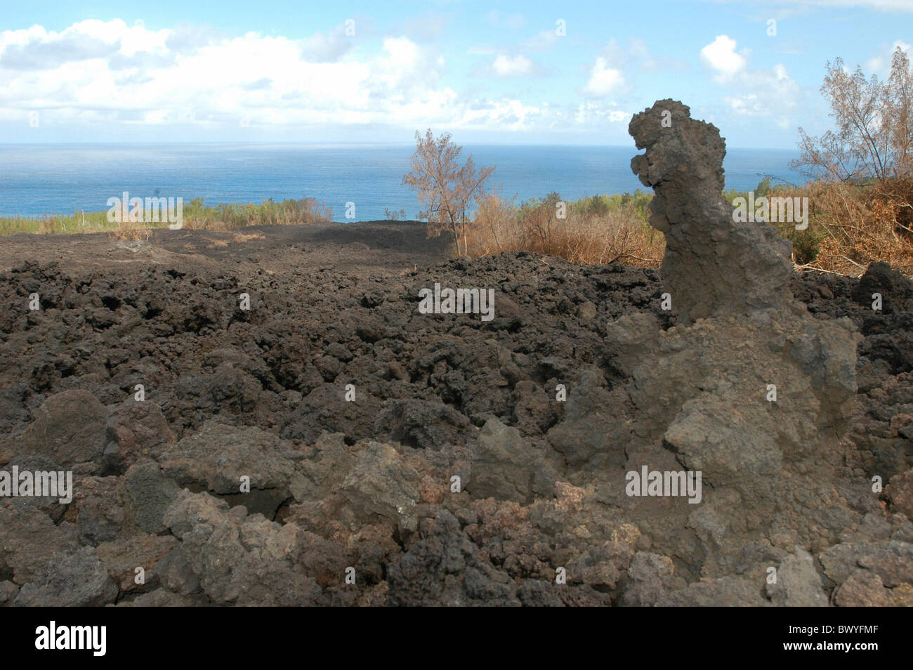 rock Ile de la Reunion Indian ocean coast lava sea volcano volcanism ...