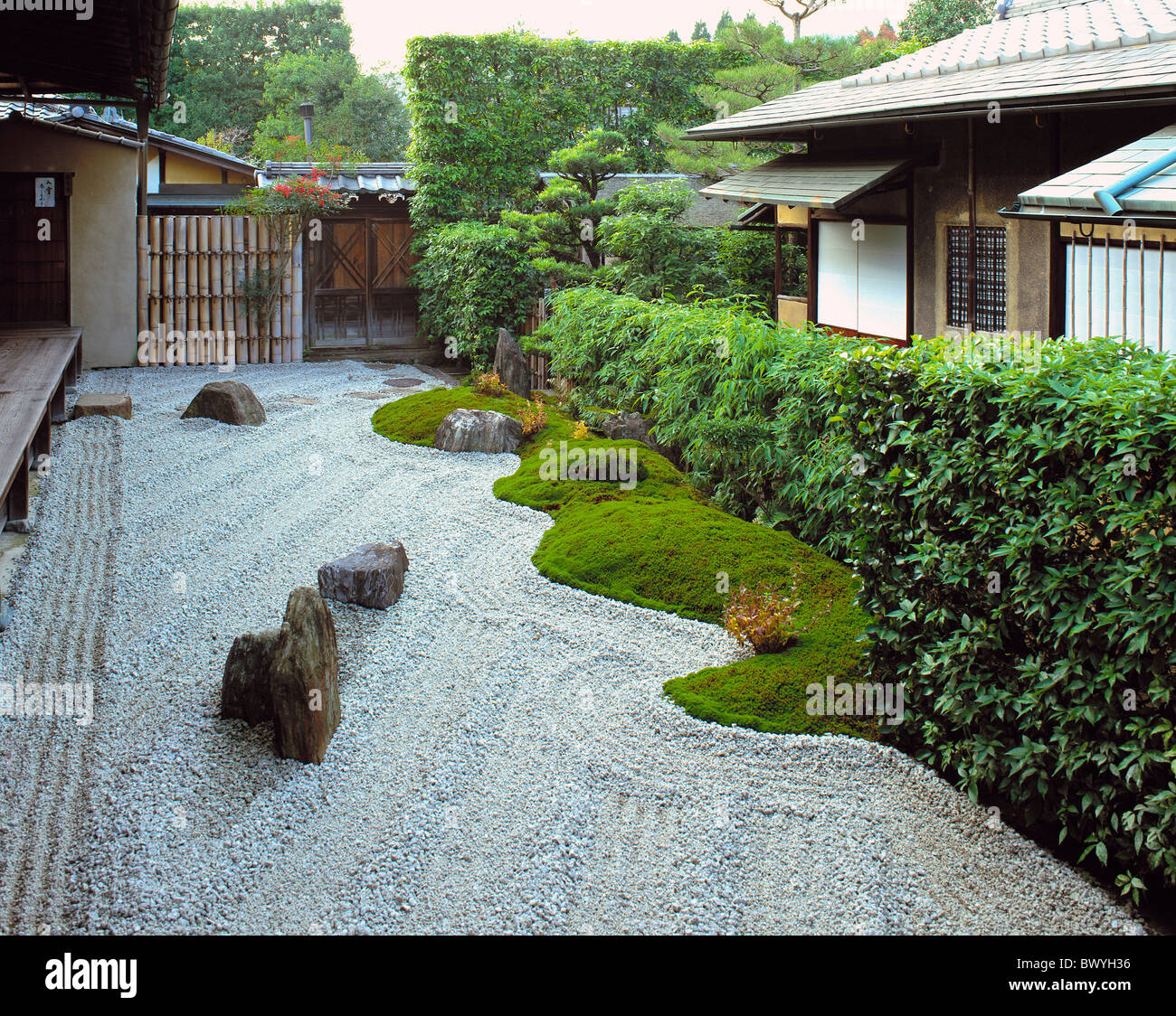 Japan Asia garden Kyoto Daitoku ji temple Zuiho in stone garden establishes 1546 Sorin Ohtomo dedicated guar Stock Photo