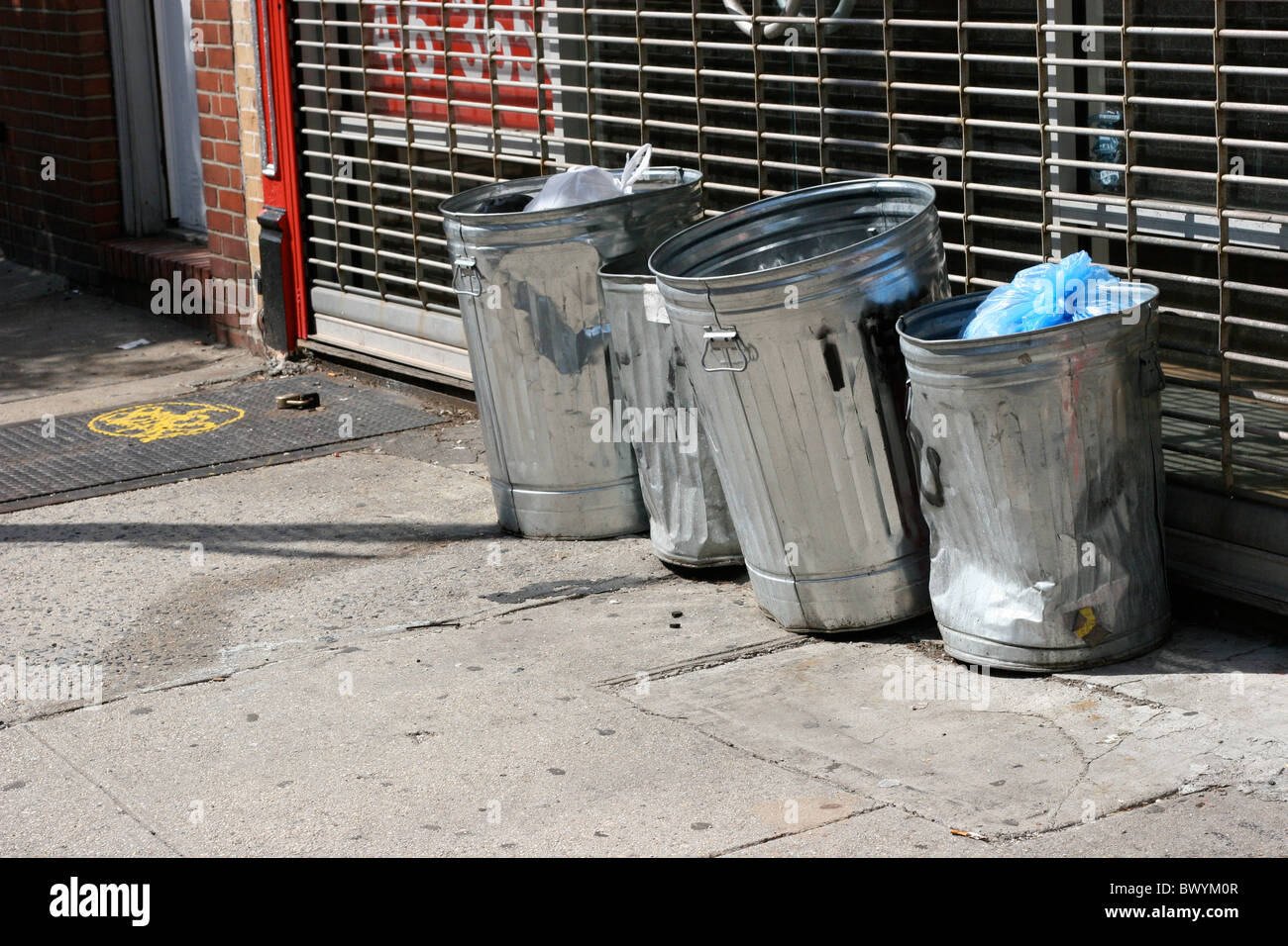 Bins in Brooklyn, refuse Stock Photo Alamy