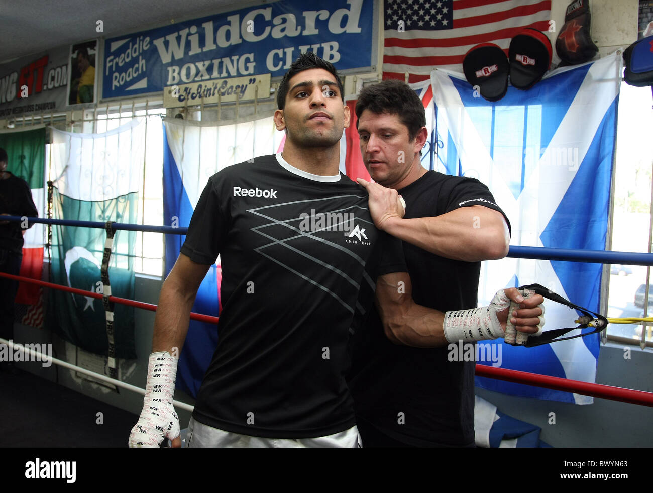 amir khan boxer ggg