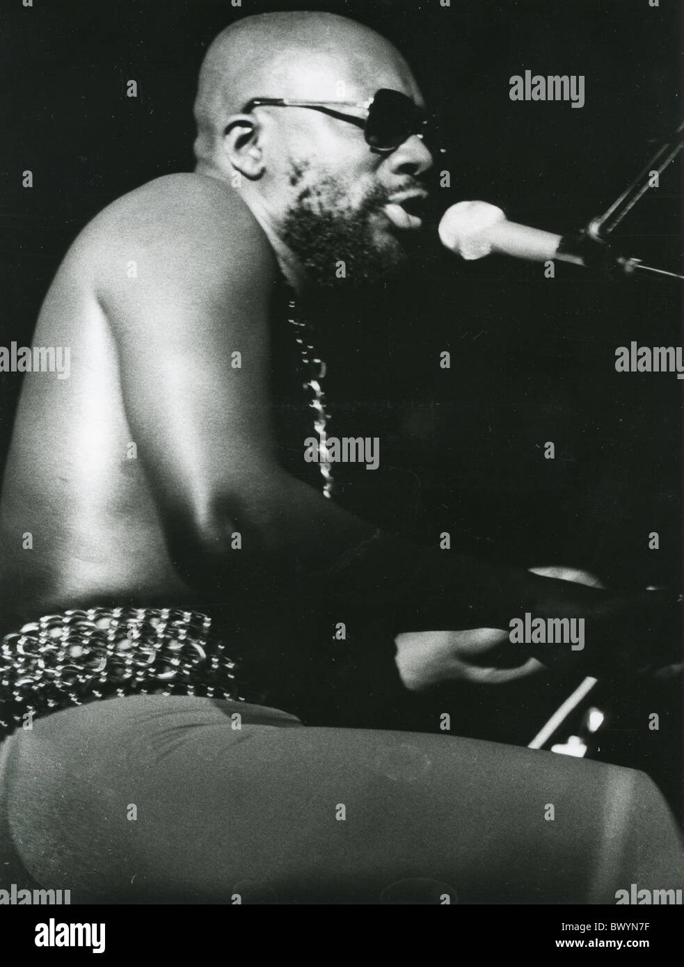 ISAAC HAYES (1942-2008) US singer and composer in 1973 Stock Photo