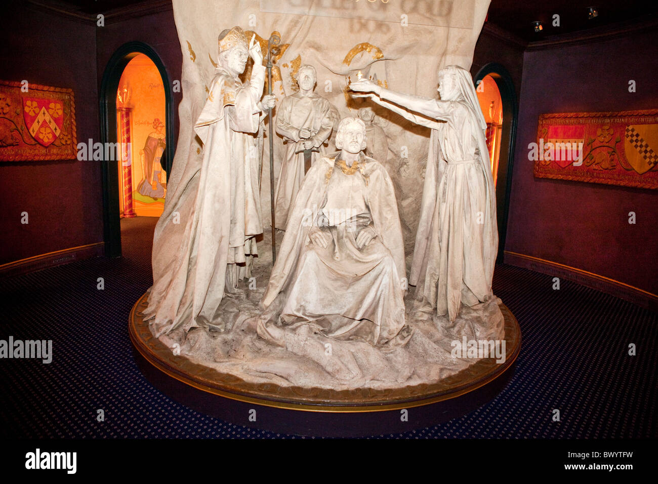 Inside Edinburgh Castle The story /exhibition of the Scottish crown