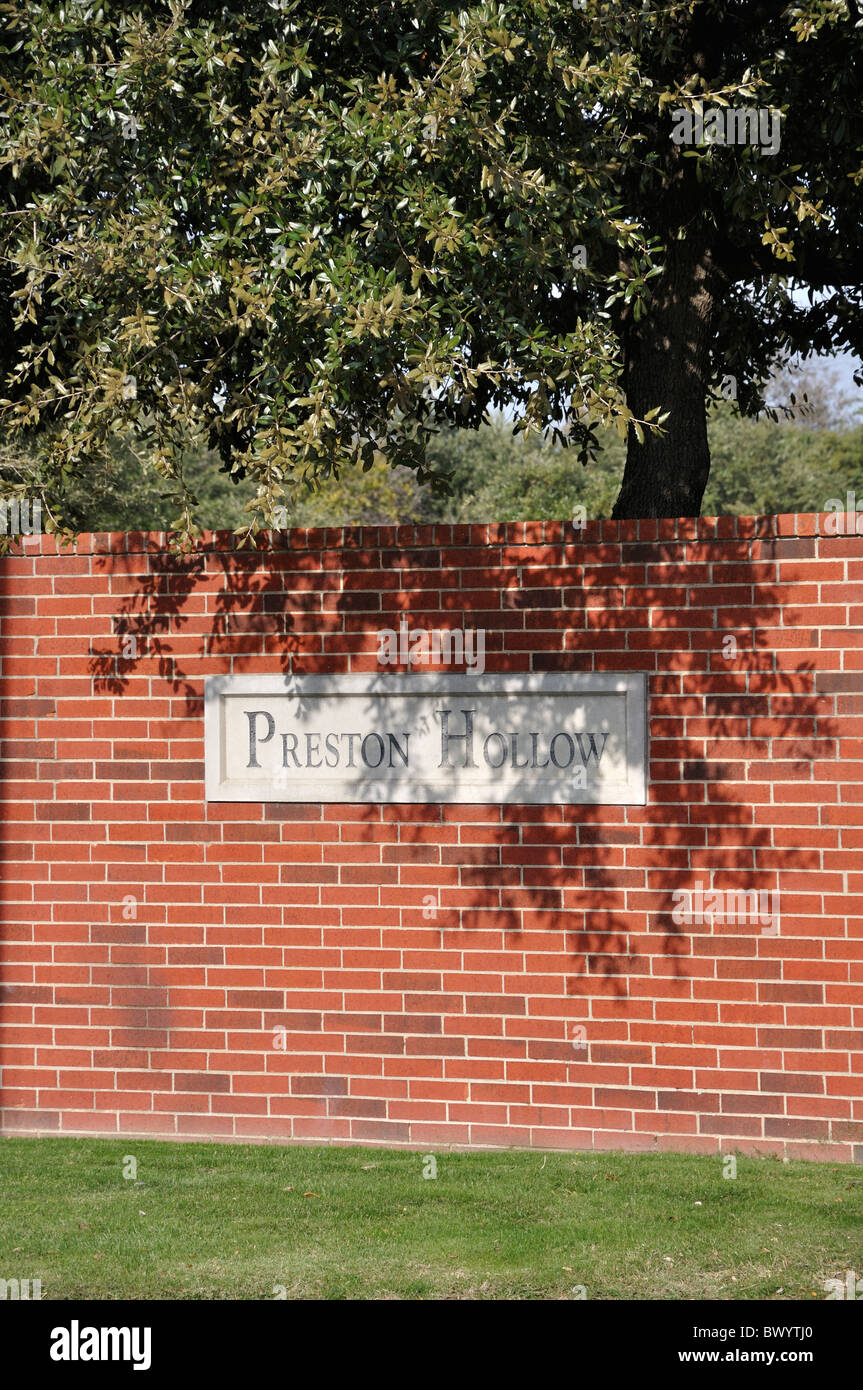 Preston Hollow neighborhood in north Dallas, Texas, USA Stock Photo Alamy