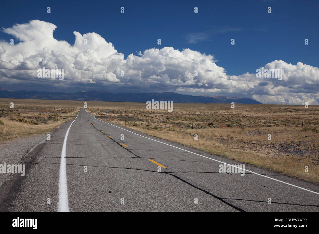 Manassa, Colorado - Highway 142 in Colorado's San Luis Valley. Stock Photo