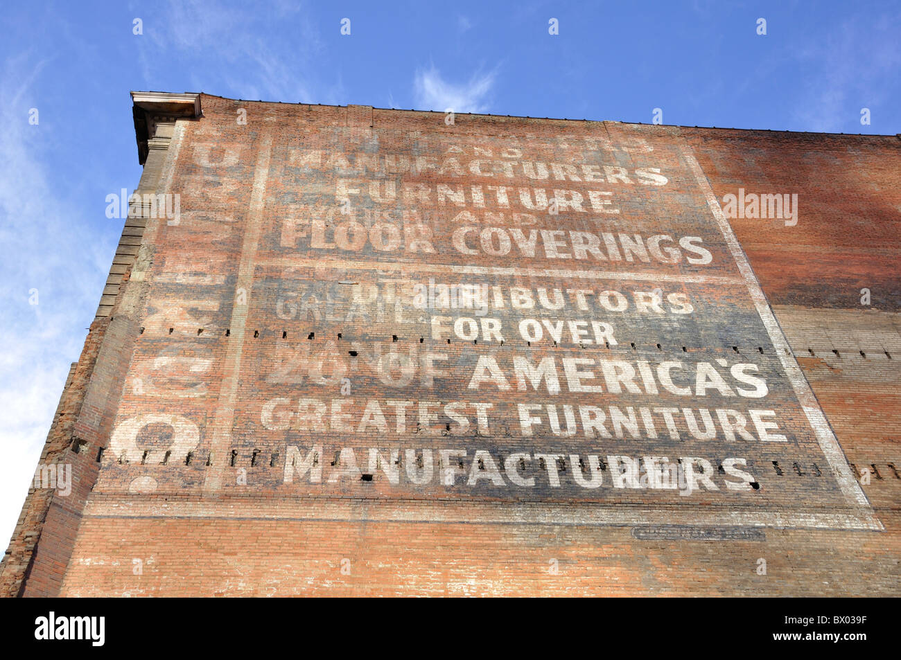 Building with old advertisement painted on it, Dallas, Texas, USA Stock Photo