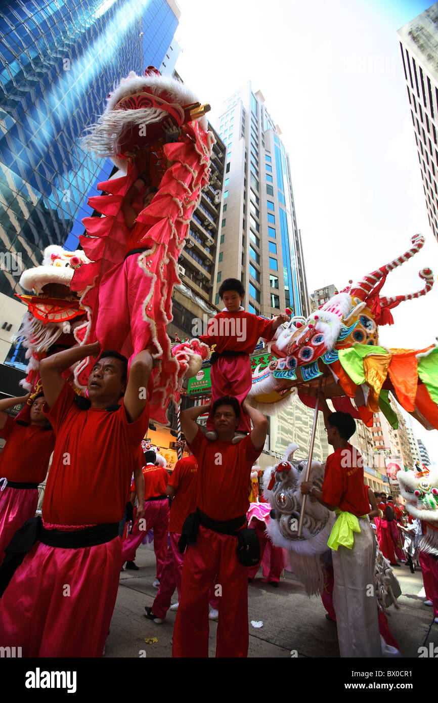 Lion dance during Spring Festival, Hong Kong, China Stock Photo Alamy