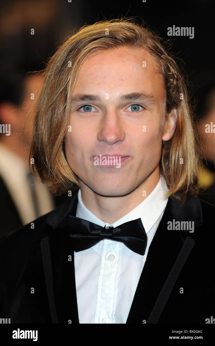 WILLIAM MOSELEY THE CHRONICLES OF NARNIA - THE VOYAGE OF THE DAWN TREADER FILM PREMIERE LEICESTER SQUARE LONDON ENGLAND 30 Nov Stock Photo