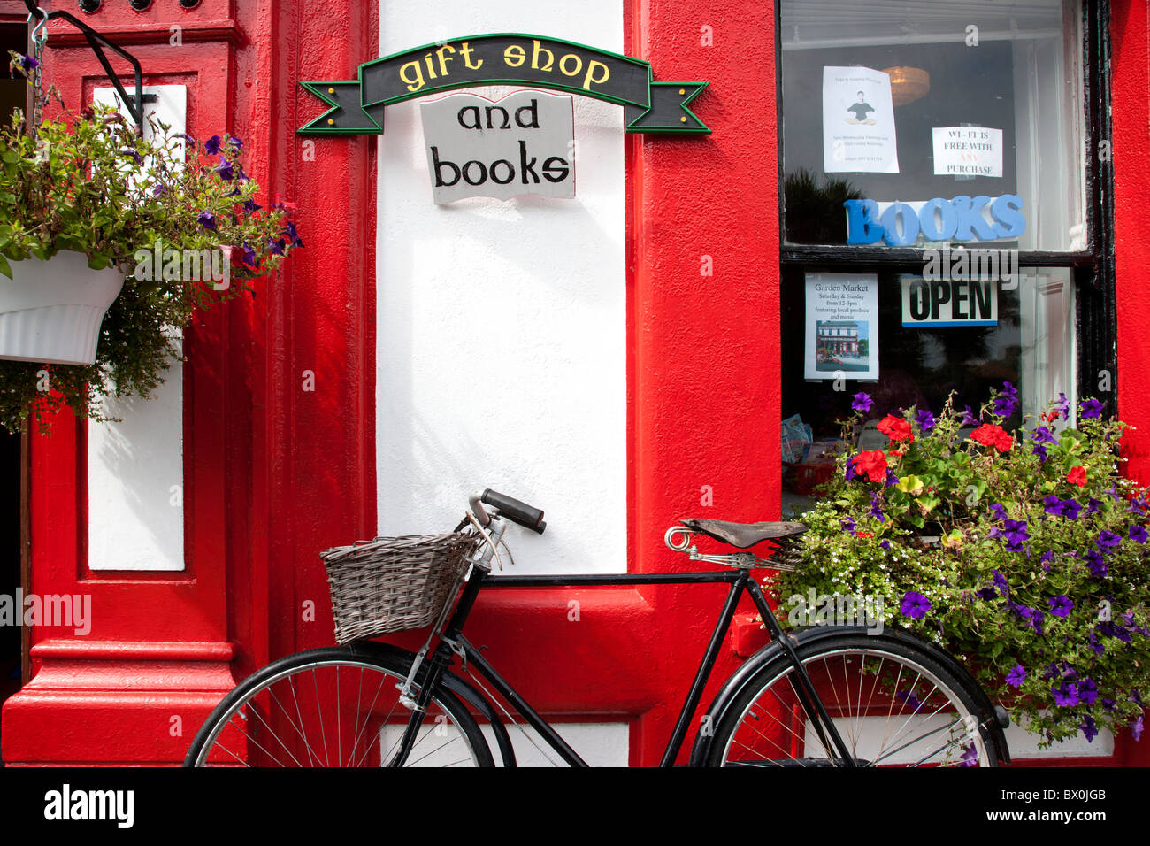 Knightstown Coffee Shop, Valentia Island County Kerry Ireland Stock Photo