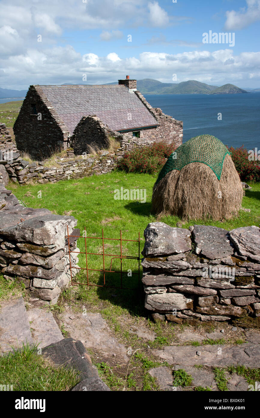 Irish famine village, Dungeagan, Ballinskelligs County Kerry Ireland Stock Photo