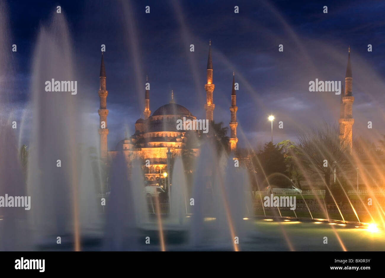 Blue Mosque or Sultan Ahmed Mosque. Exterior view at sunset. Istanbul ...