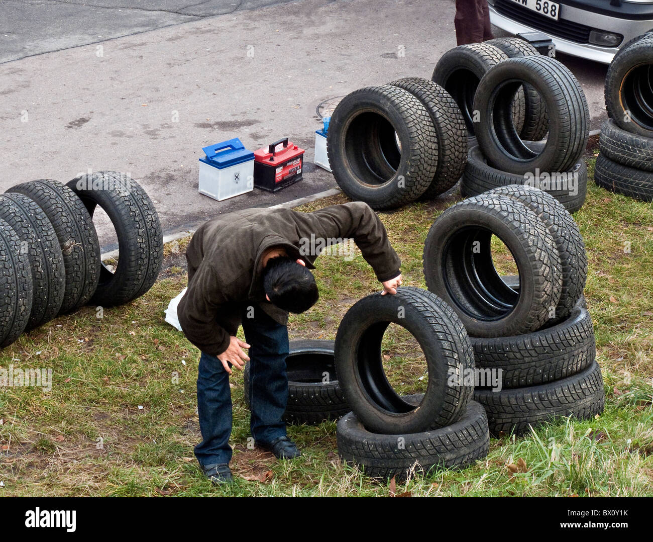 Bill Ward Of Cleveland, Known As The Tire Man, Sells Tires, 58 OFF