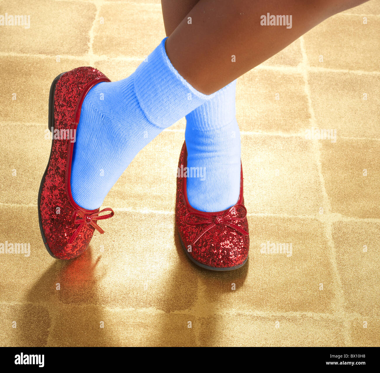 Ruby red slippers hi-res stock photography and images - Alamy