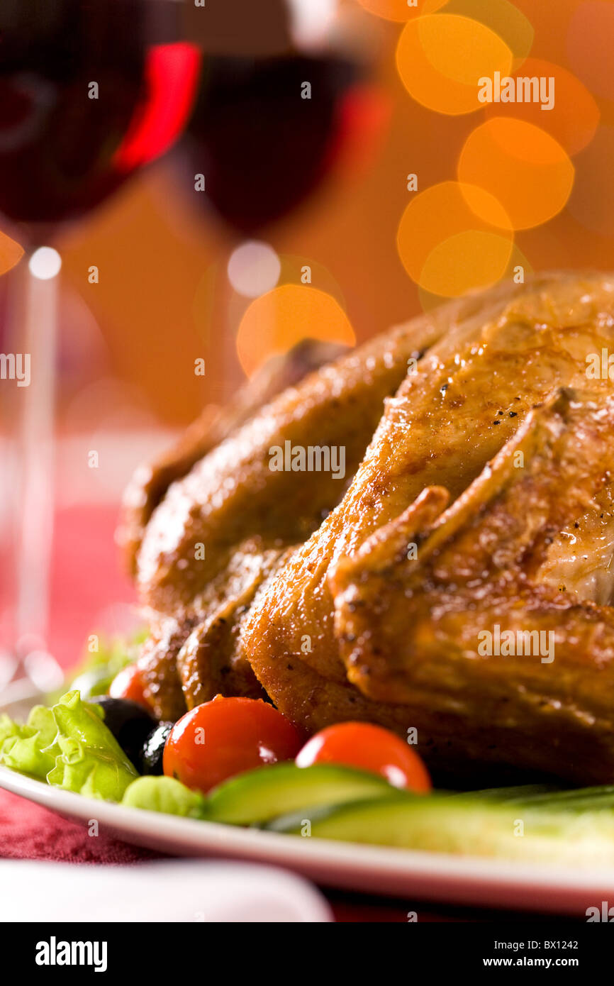 Turkey Chichen Festive meals roasted turkey chicken hi-res stock photography and ...