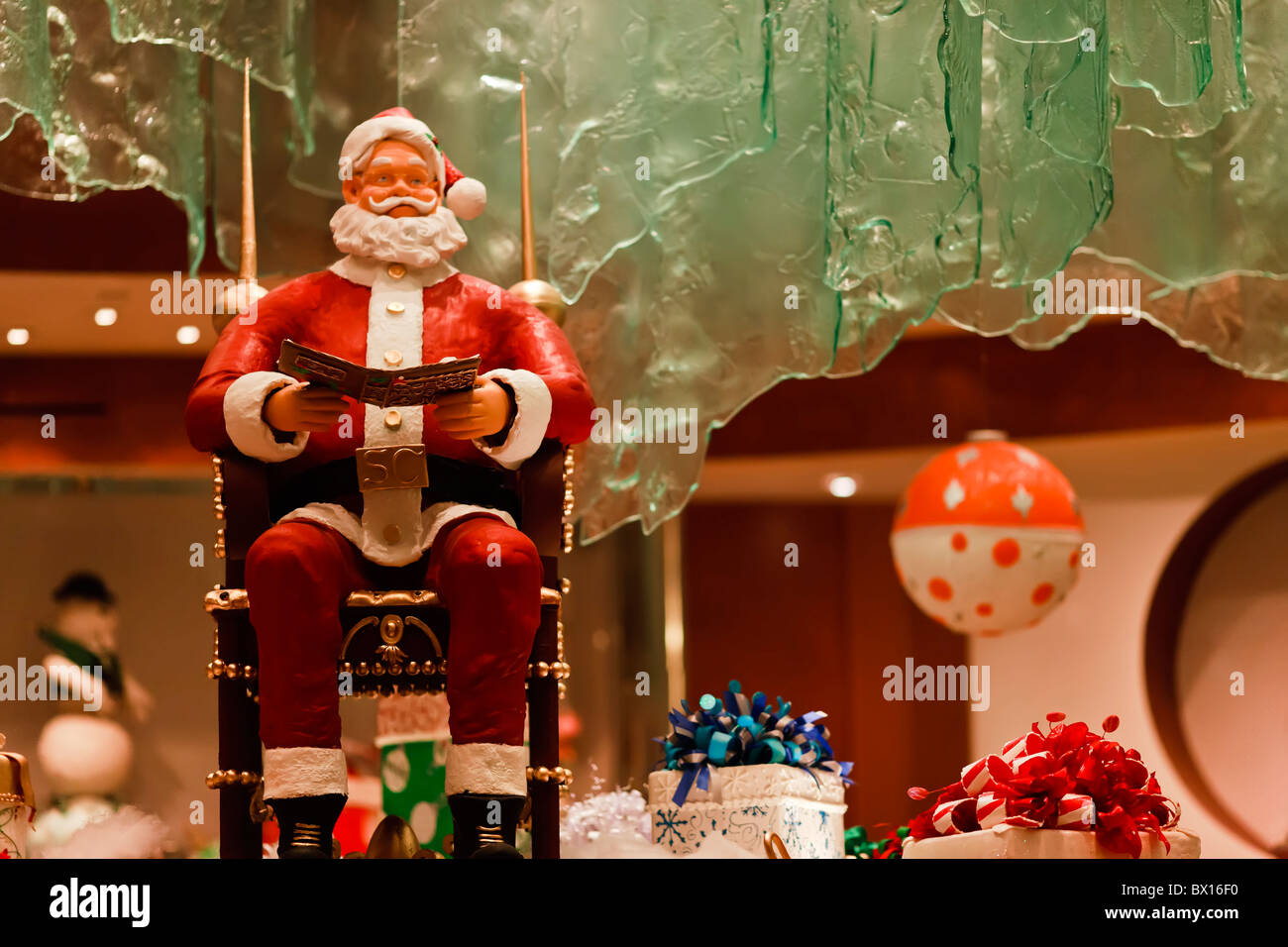 Santa Claus Display, Bellagio Hotel, Las Vegas, Nevada Stock Photo - Alamy