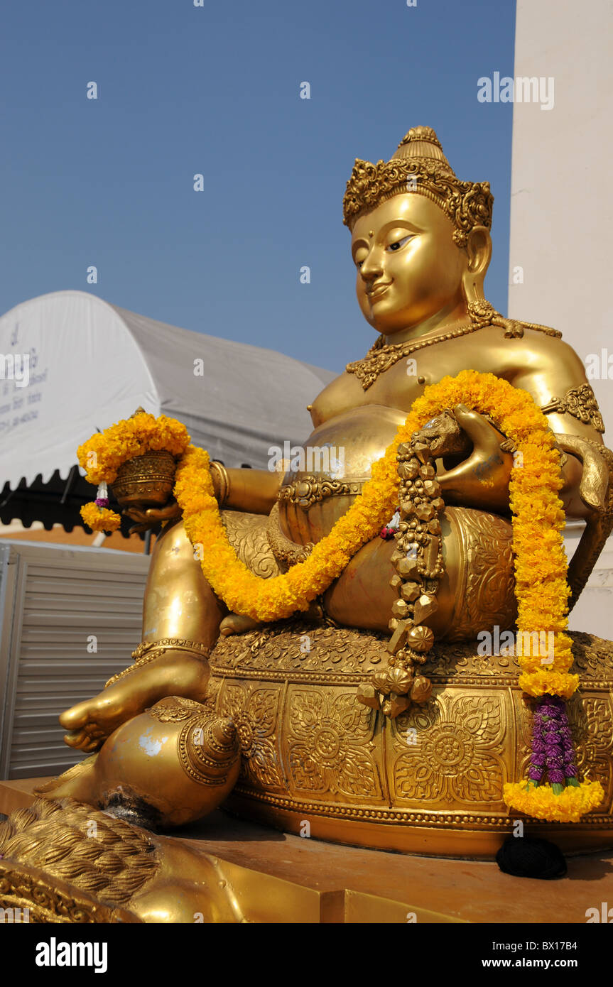 Golden Buddha at Wat Traimit in Bangkok Stock Photo