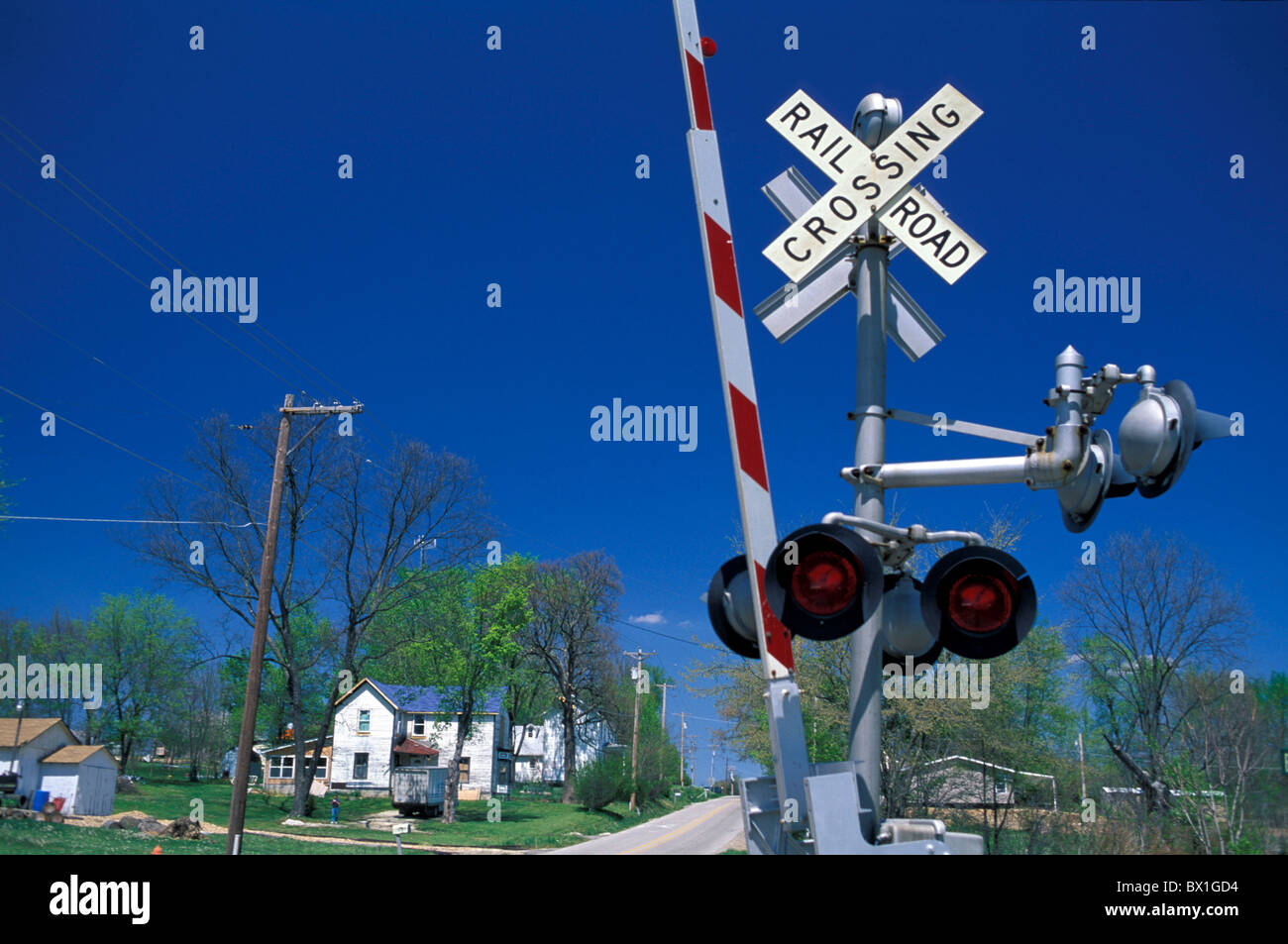 Missouri Route 66 USA America United States Villa Ridge railway signal street railway crossing Stock Photo