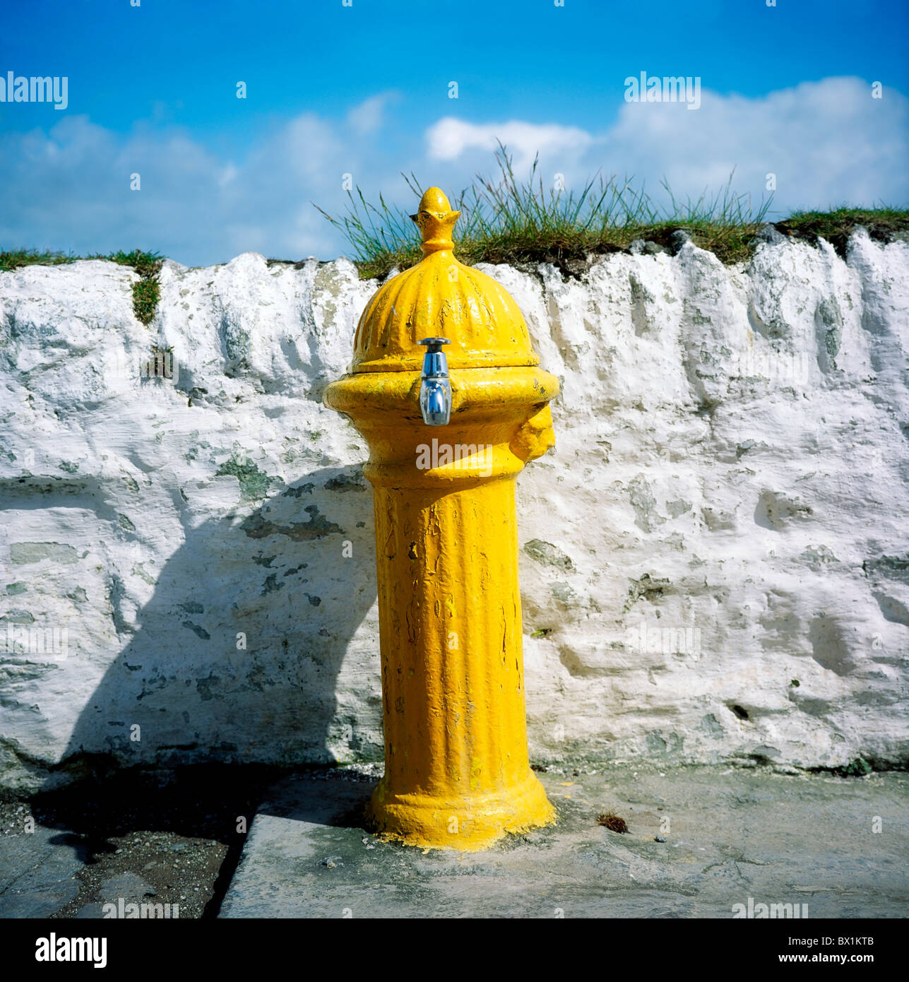 Ballycotton, Co Cork, Ireland, Traditional Pump Stock Photo Alamy