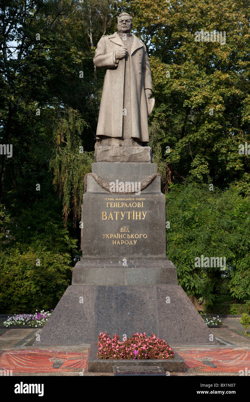 Monument to General Nikolai Vatutin (1901-1944) in Kiev, Ukraine Stock ...