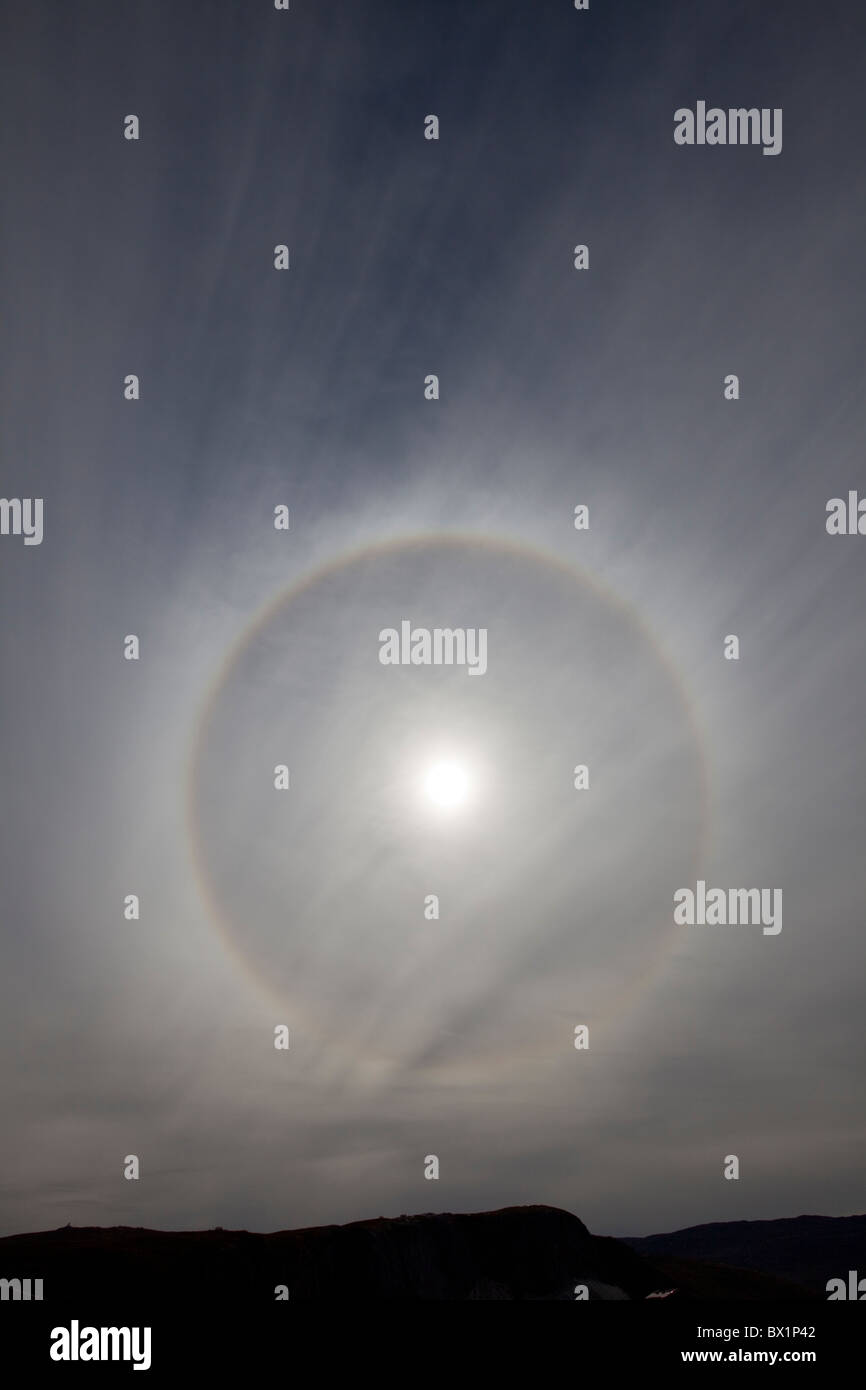 Halo circular hi-res stock photography and images - Alamy